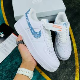 Giày Nike Air Force 1 Trắng logo sọc xanh cao cấp rep 11