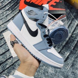 Nike Xanh Air Jordan 1 Retro High University Blue