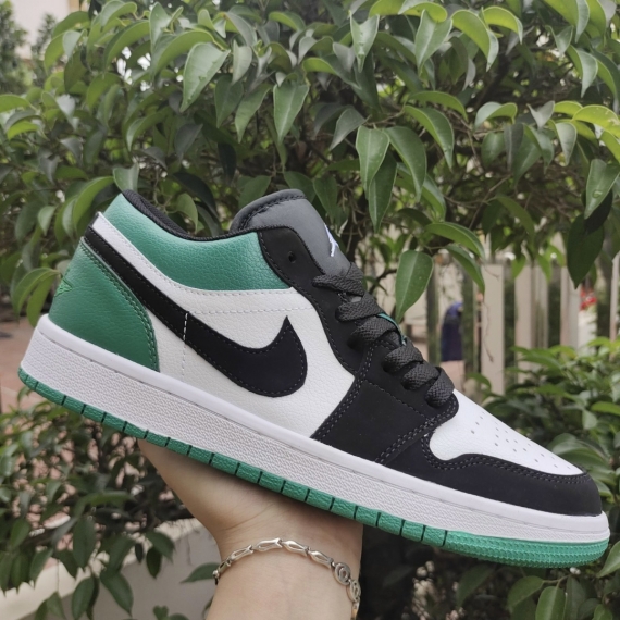 GiÃ y Nike Air Jordan 1 Low White Black Mystic Green